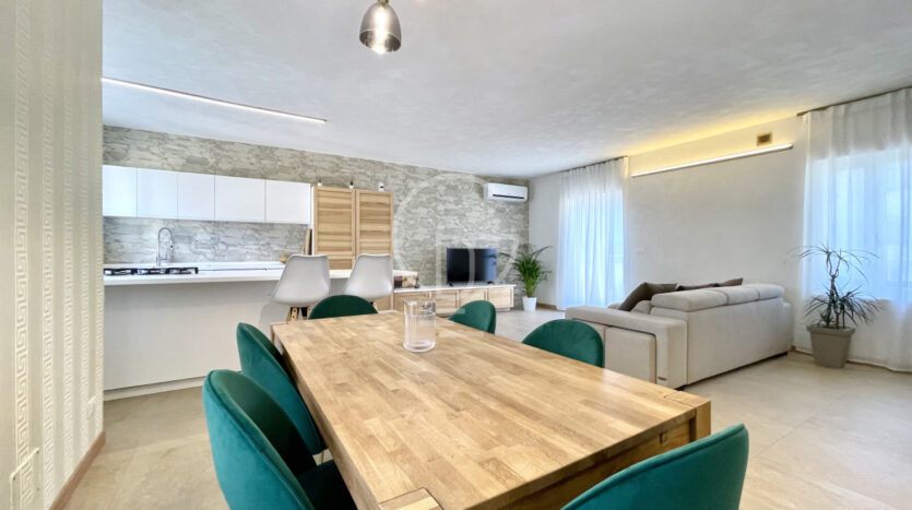 Appartamento ristrutturato in centro storico a Moniga del Garda